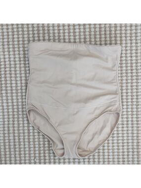 Maidenform High-Waist Shapewear in Cream